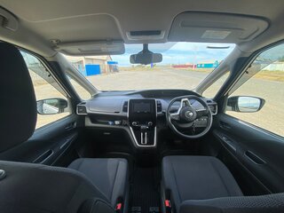 2017 Nissan Serena S-Hybrid V (C27), серый, 1740000 рублей, вид 5