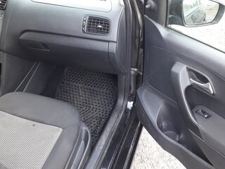 2010 Volkswagen Polo V, чёрный, 570000 рублей, вид 5