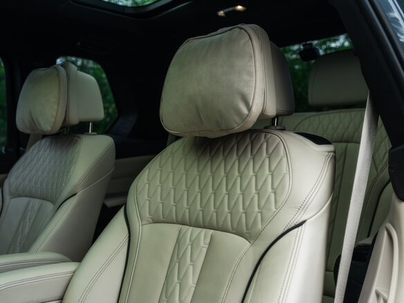 2019 BMW X7 30d I (G07), серый, 6999999 рублей - вид 16