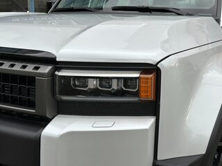 2024 Toyota Land Cruiser Prado 250 Series, белый, 10090000 рублей, вид 4