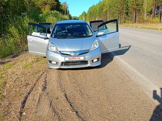 2014 Honda Fit Shuttle I Рестайлинг, серый, 1050000 рублей, вид 4