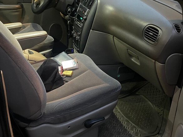 2002 Dodge Caravan 4-speed IV, зелёный - вид 12