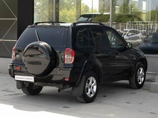 2002 Toyota RAV4 II (XA20), чёрный, 650000 рублей, вид 5