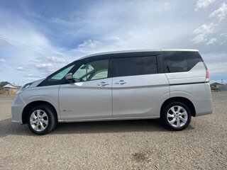 2017 Nissan Serena S-Hybrid V (C27), серый, 1740000 рублей, вид 4