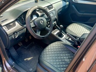 2013 Skoda Octavia III (A7), коричневый, 900000 рублей, вид 5