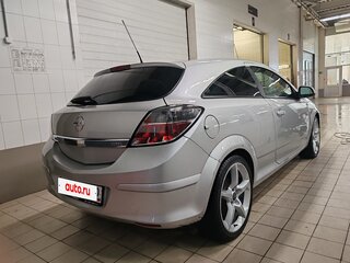 2010 Opel Astra GTC H Рестайлинг, серебристый, 350000 рублей, вид 4