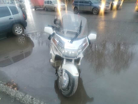 1995 Honda GL 1500 Gold Wing, белый, 500000 рублей, вид 4
