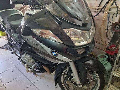 2010 BMW R 1200 RT, чёрный, 900000 рублей, вид 5