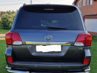 2013 Toyota Land Cruiser 200 Series Рестайлинг 1, серый, 4900000 рублей, вид 5