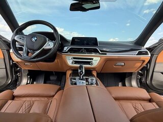 2022 BMW 7 серии 730d xDrive VI (G11/G12) Рестайлинг, чёрный, 9900000 рублей, вид 5