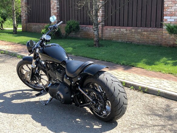 2014 Harley-Davidson Breakout, чёрный, 3000000 рублей - вид 5