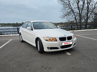 2010 BMW 3 серии 318i V (E90/E91/E92/E93) Рестайлинг, белый, 1000000 рублей, вид 5
