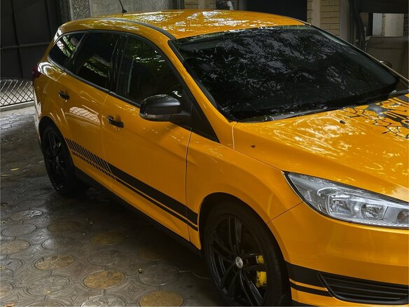 2016 Ford Focus III Рестайлинг, жёлтый, 808000 рублей - вид 3
