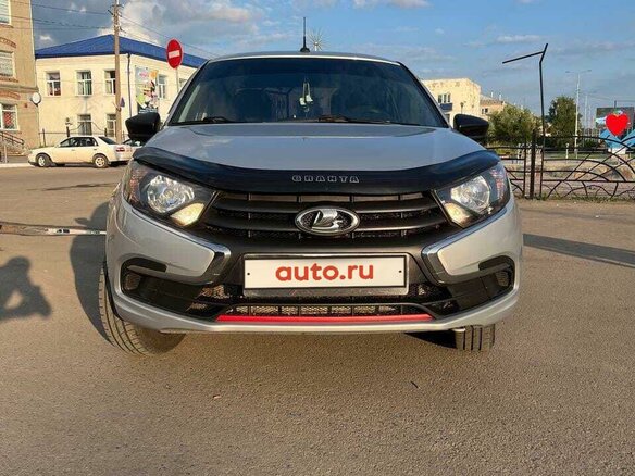 2021 Lada (ВАЗ) Granta I Рестайлинг, серебристый, 890000 рублей - вид 1