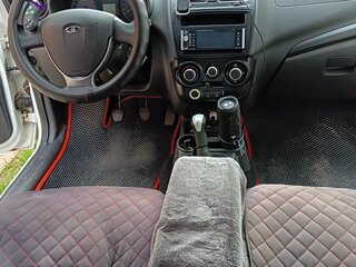 2018 Lada (ВАЗ) Kalina II, белый, 650000 рублей, вид 4