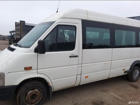 2006 Volkswagen LT, белый, 800000 рублей, вид 2