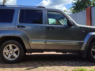 2012 Jeep Cherokee IV (KK), серый, 1900000 рублей, вид 4