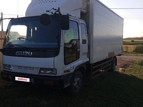 1996 Isuzu Como, белый, 1500000 рублей, вид 3