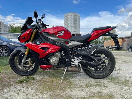 2015 BMW S 1000 R, красный, 1070000 рублей, вид 5