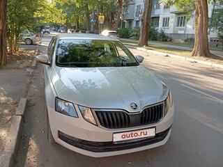 2019 Skoda Octavia III (A7) Рестайлинг, серебристый, 1430000 рублей, вид 1