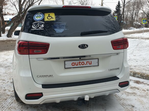 2019 Kia Carnival III, белый, 3490000 рублей - вид 4