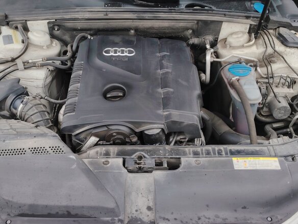 2011 Audi A4 IV (B8), белый, 900000 рублей - вид 7