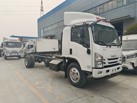 2026 Isuzu Elf (N-series), белый, 7500000 рублей, вид 5