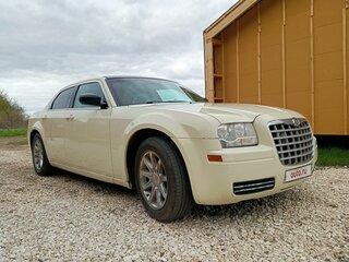2009 Chrysler 300C I, бежевый, 1000000 рублей, вид 3