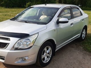 2013 Chevrolet Cobalt II, серебристый, 600000 рублей, вид 3