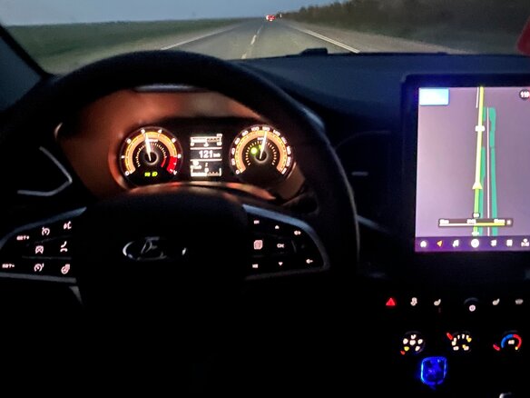 2024 Lada (ВАЗ) Vesta I Рестайлинг (NG), белый, 1750000 рублей - вид 1