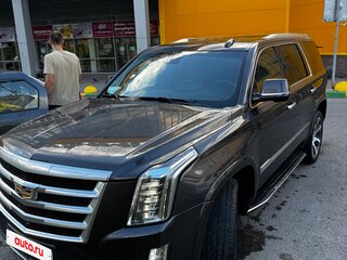 2016 Cadillac Escalade IV, серый, 3700000 рублей, вид 2