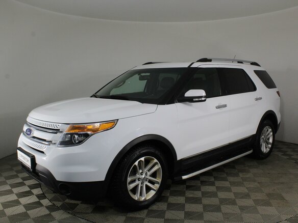 2015 Ford Explorer V, белый
