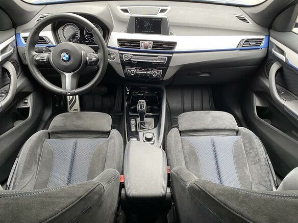 2019 BMW X1 20i xDrive II (F48), синий - вид 8
