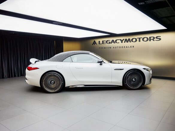2025 Mercedes-Benz Maybach SL, белый - вид 9