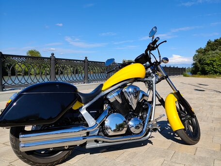 2022 Honda VT 1300CX Fury, жёлтый, 1280000 рублей, вид 5