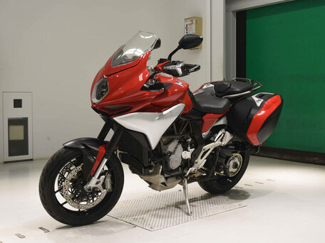 2017 MV Agusta Turismo Veloce 800, красный, 850000 рублей, вид 5