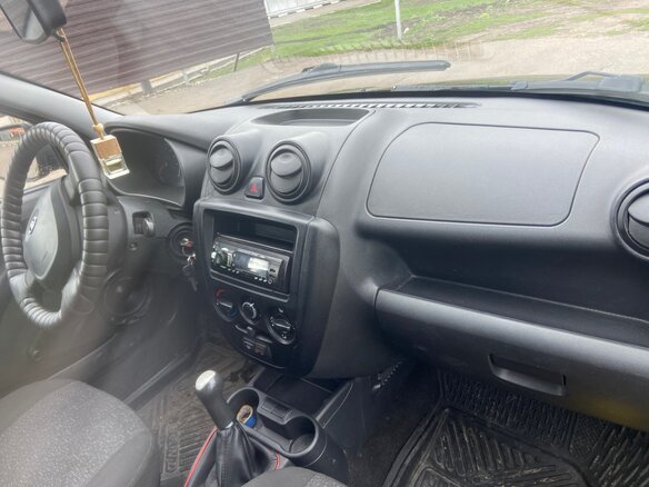 2014 Lada (ВАЗ) Granta I, чёрный, 245000 рублей - вид 5