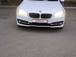 2013 BMW 5 серии 520i VI (F10/F11/F07), белый, 2500000 рублей, вид 3