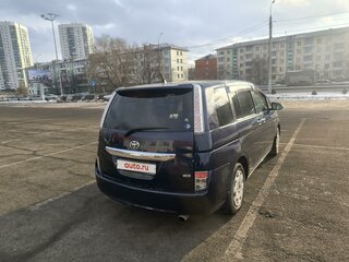 2016 Toyota ISis I Рестайлинг, синий, 1700000 рублей, вид 2