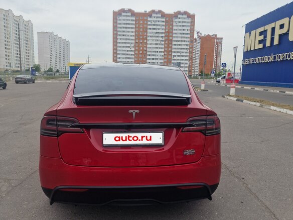2022 Tesla Model X Plaid I Рестайлинг, пурпурный, 8500000 рублей - вид 4