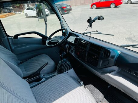 2013 Hino Series 300 (Dutro), белый, 3990000 рублей, вид 2