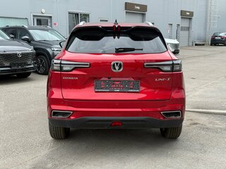 2025 Changan UNI-S I, красный, 3179900 рублей, вид 5