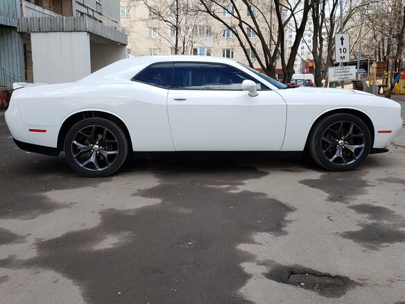 2019 Dodge Challenger III Рестайлинг 2, белый - вид 9