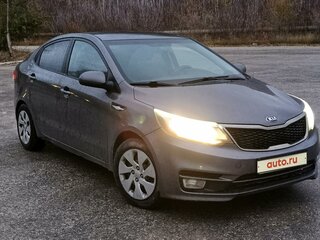 2015 Kia Rio III Рестайлинг, серый, 950000 рублей, вид 1