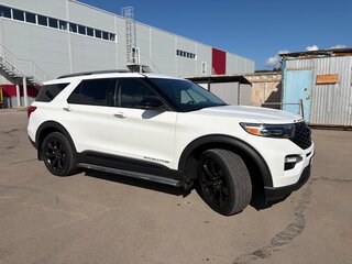 2021 Ford Explorer VI, белый, 4900000 рублей, вид 3