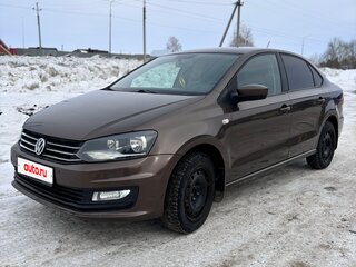2015 Volkswagen Polo V Рестайлинг, коричневый, 1100000 рублей, вид 1