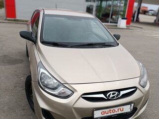 2014 Hyundai Solaris I, бежевый, 700000 рублей, вид 1