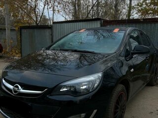 2013 Opel Astra J Рестайлинг, чёрный, 950000 рублей, вид 1