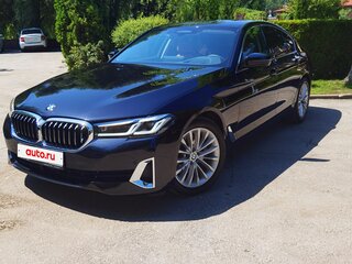 2022 BMW 5 серии 520i VII (G30/G31/G38) Рестайлинг, чёрный, 5530000 рублей, вид 2