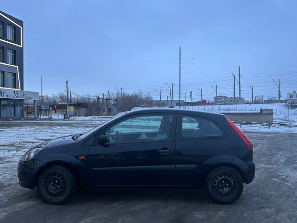 2007 Ford Fiesta Mk5, синий, 400000 рублей - вид 4
